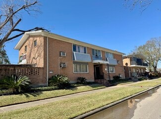 Houston, TX Apartments - 2708-2712 Oakcliff St