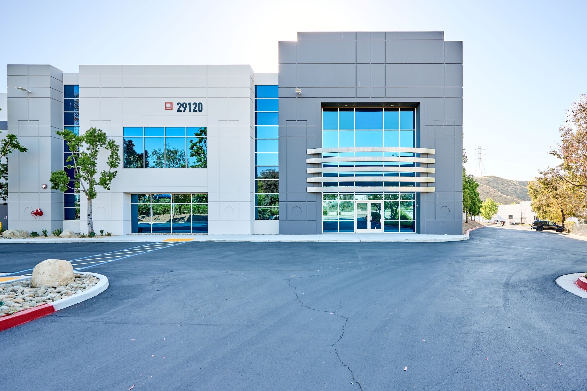 29120 Commerce Center Dr, Valencia, CA for Rent