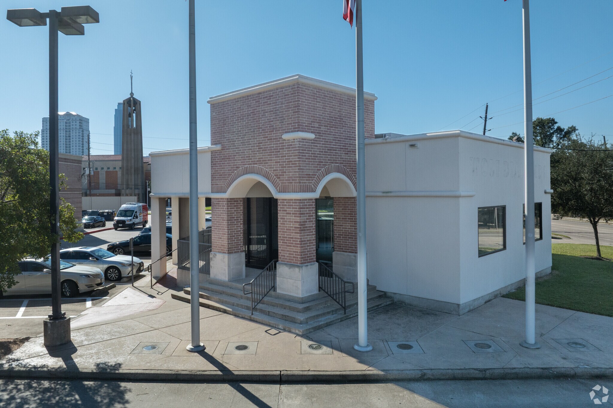 1777 Sage Rd, Houston, TX for Rent