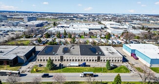 Montréal, QC Warehouse - 2500-2550 Rue Cohen