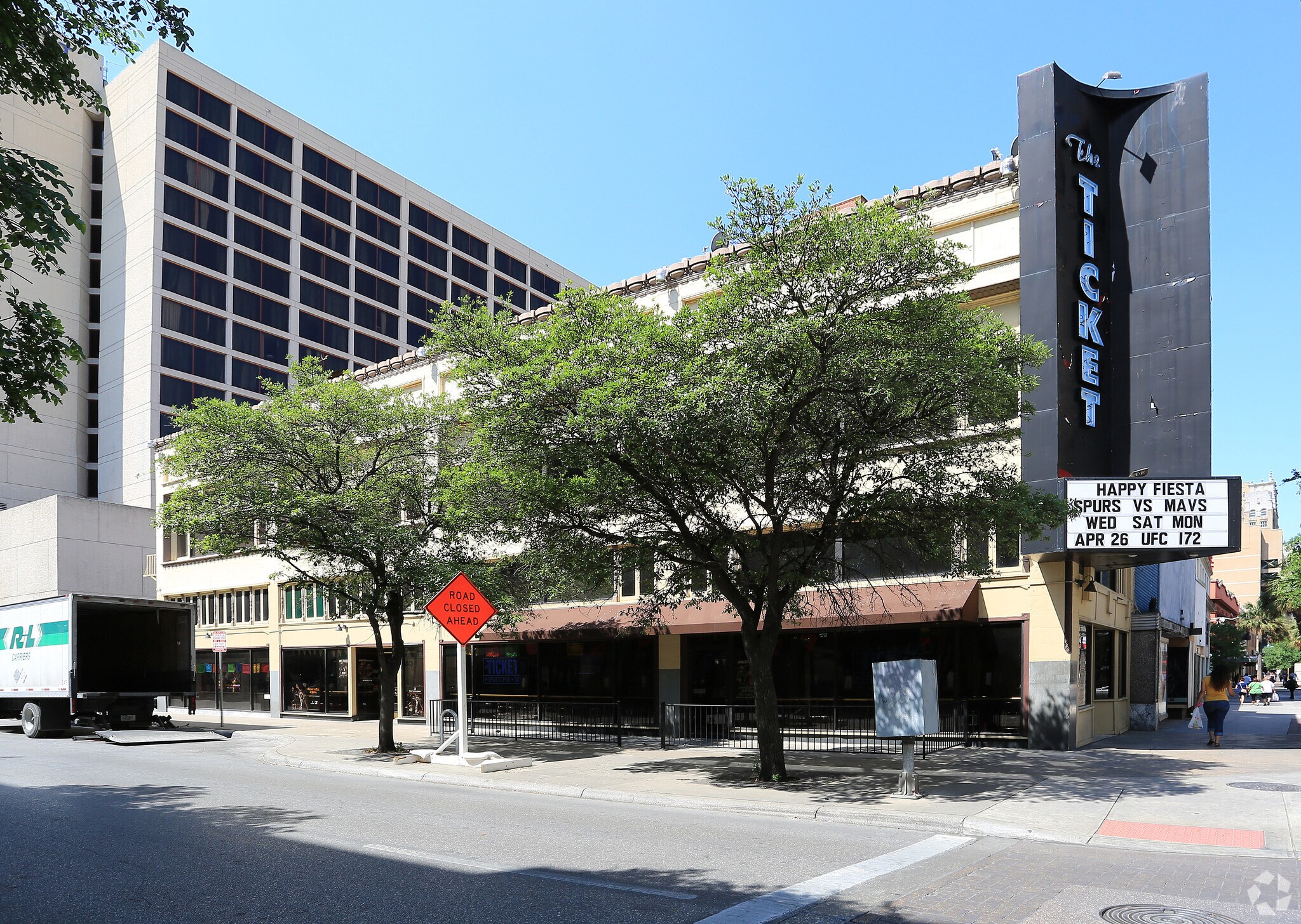 420 E Houston St, San Antonio, TX for Rent