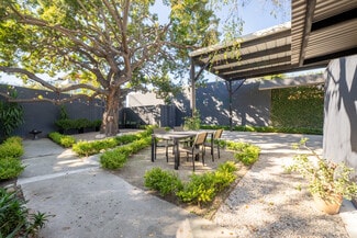 Los Angeles, CA Office - 5761 W Adams Blvd