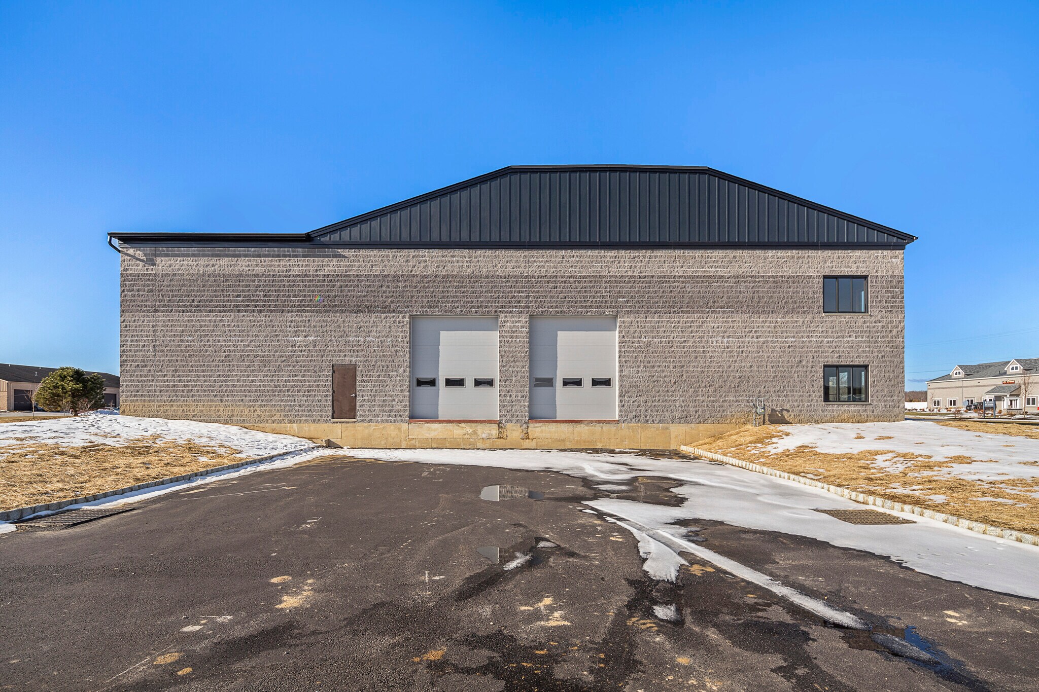 6 Aaron Way Sparta, NJ 07871 Flex Property for Sale on