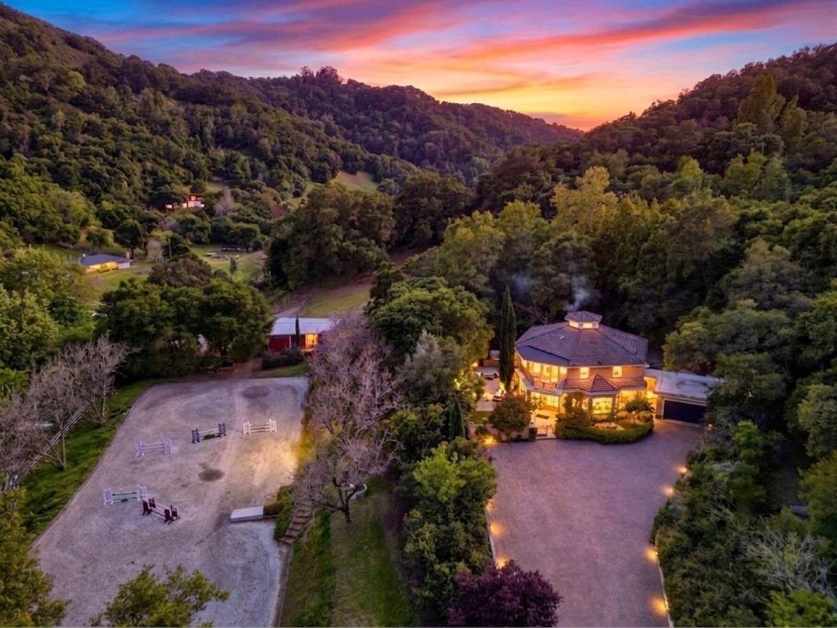 35655 Palomares Rd, Castro Valley, CA for Sale