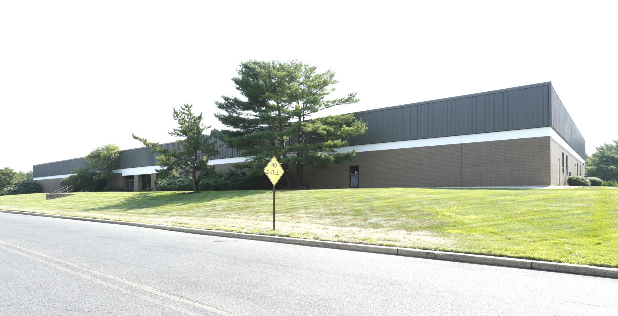 895 Towbin Ave, Lakewood, NJ for Rent