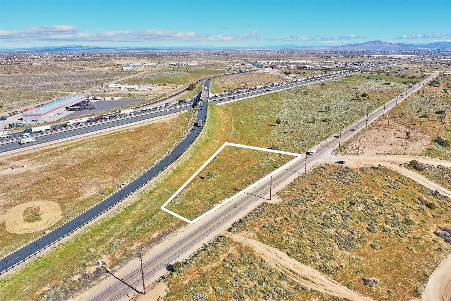 Mariposa Rd, Oak Hills, CA for Sale