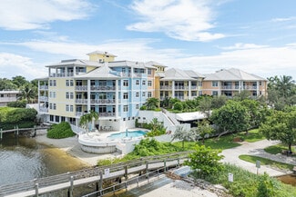 Lantana, FL Apartments - 802 E Windward Way