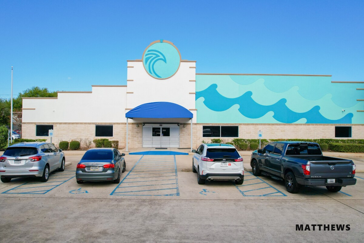 8405 Wynbrook St, Houston, TX for Sale