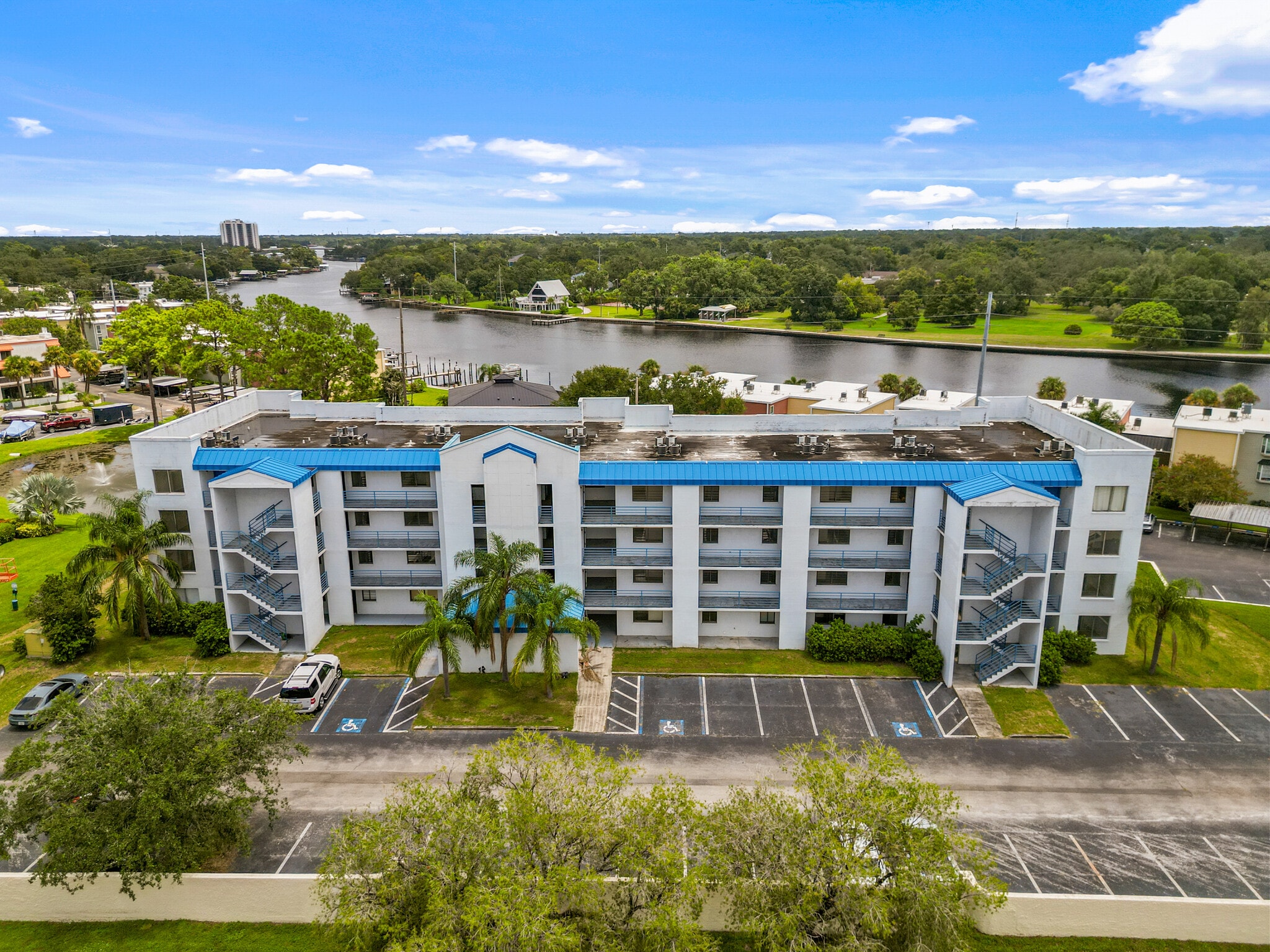 2424 W Tampa Bay Blvd, Tampa, FL for Sale