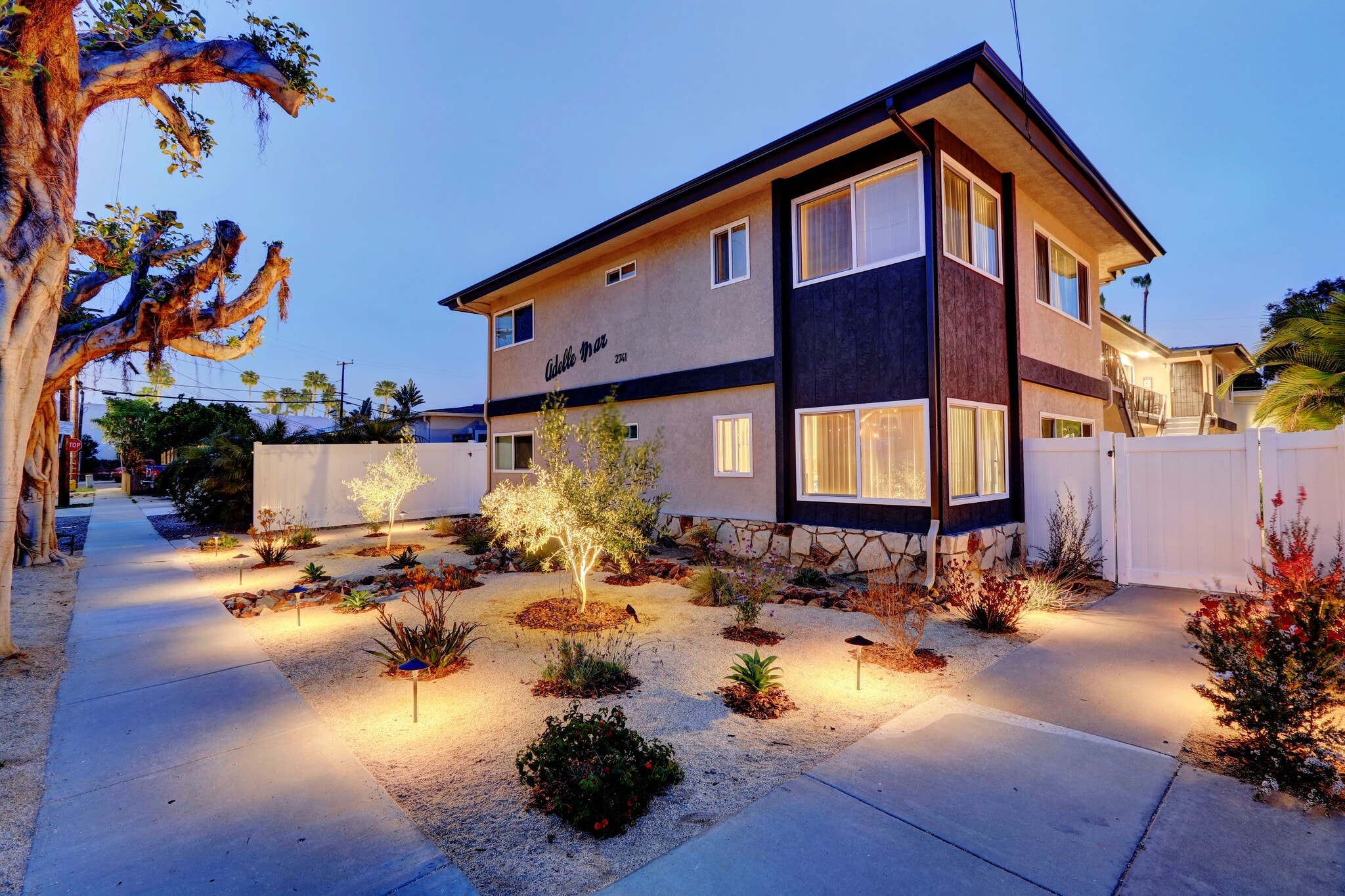 2741 Hornblend St, San Diego, CA for Sale