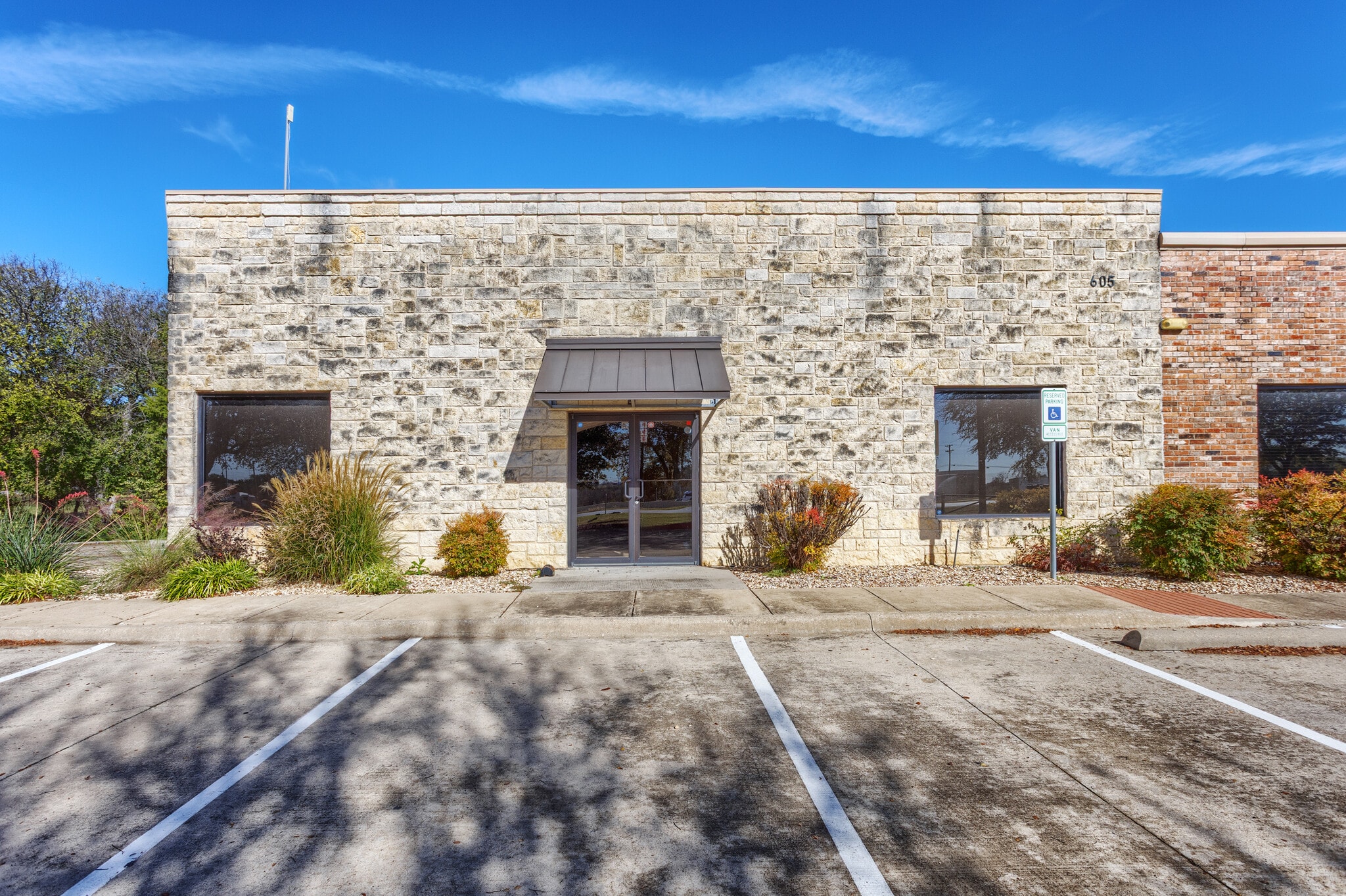 595-605 E US Highway 80 E, Sunnyvale, TX for Rent