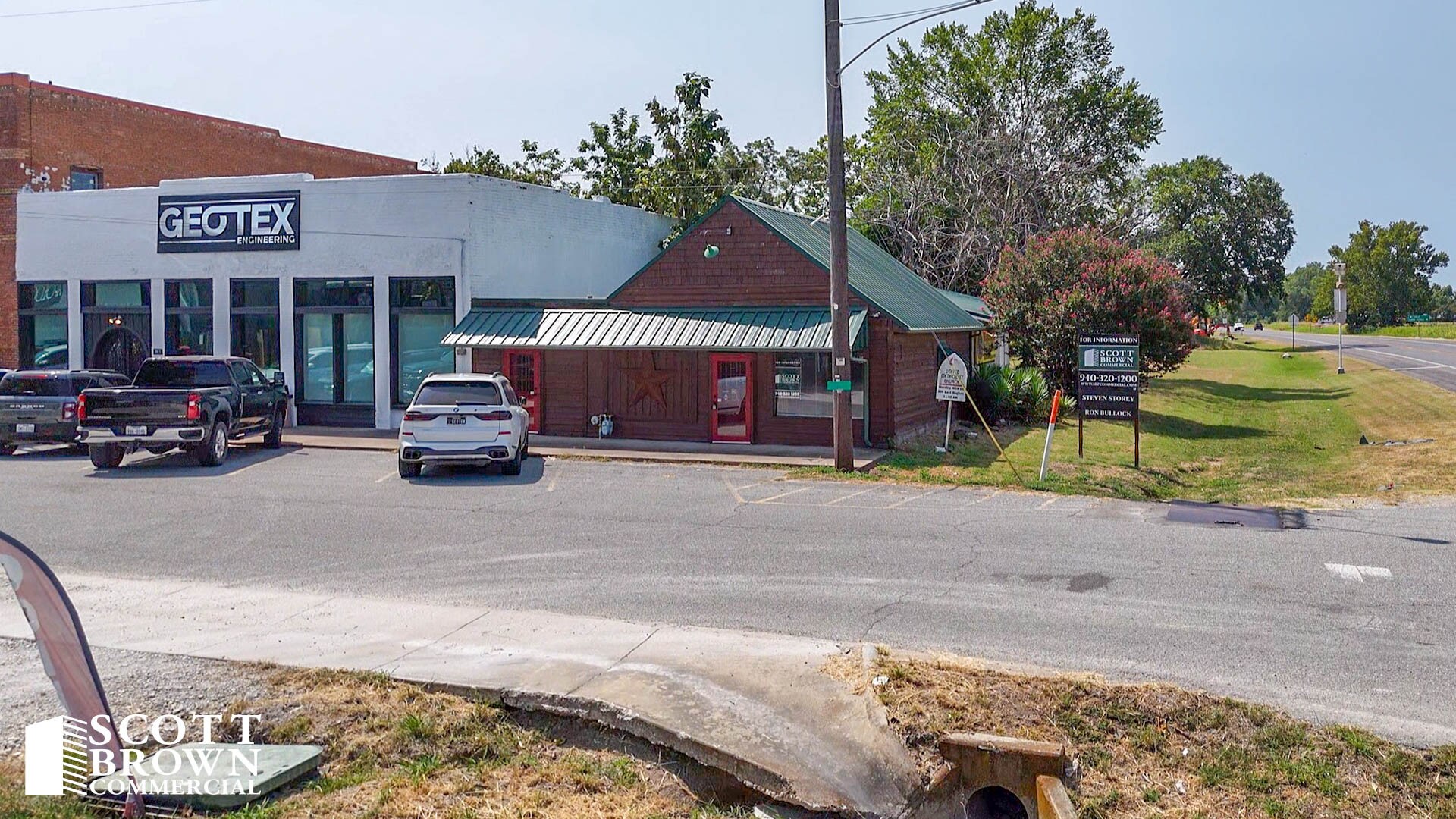 108 W Hughes St, Collinsville, TX for Rent