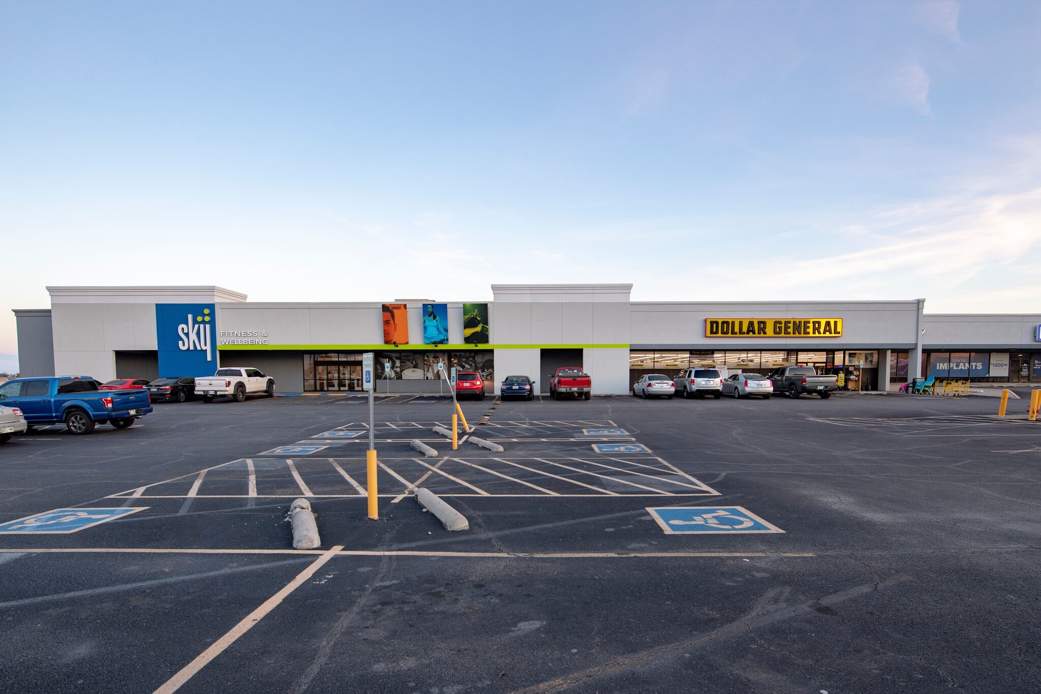 10051205 E Kenosha St Broken Arrow, OK 74012 Shopping Center Property for Lease on