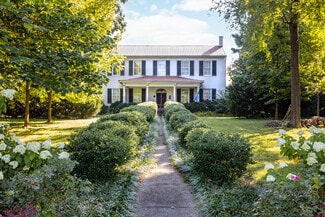 Louisville, KY undefined - 2227 Bashford Manor Ln