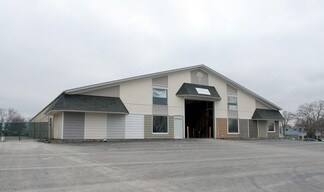 Oswego, IL Showroom - 5407-5455 Route 34