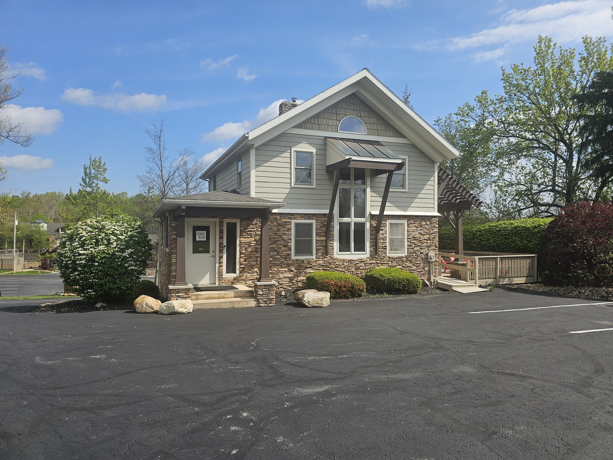 3554 Brecksville Rd, Richfield, OH for Rent