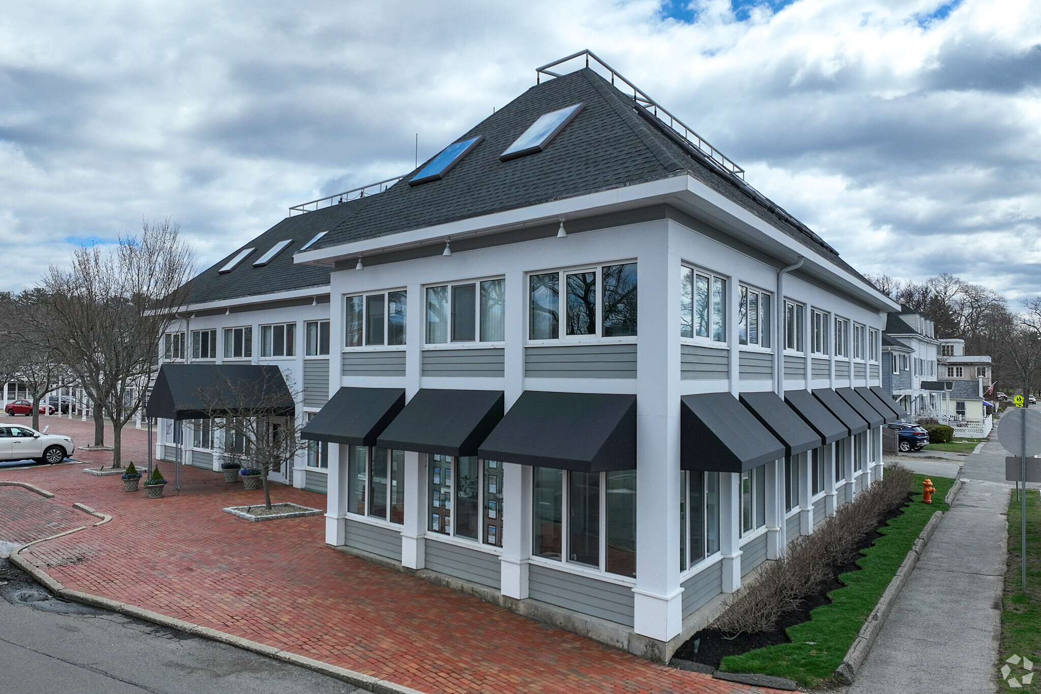 40 Beach St, Manchester, MA for Rent