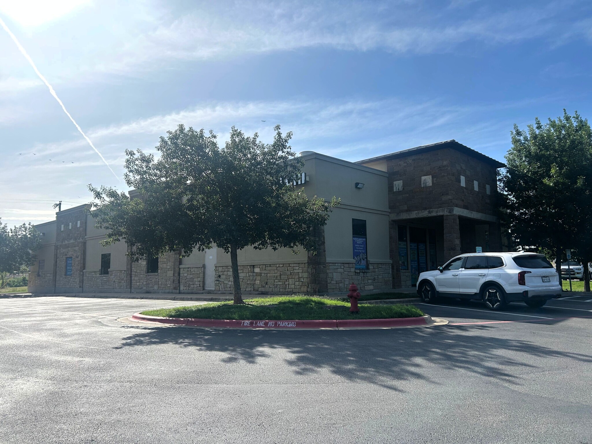 2401 S A W Grimes Blvd, Round Rock, TX for Sale
