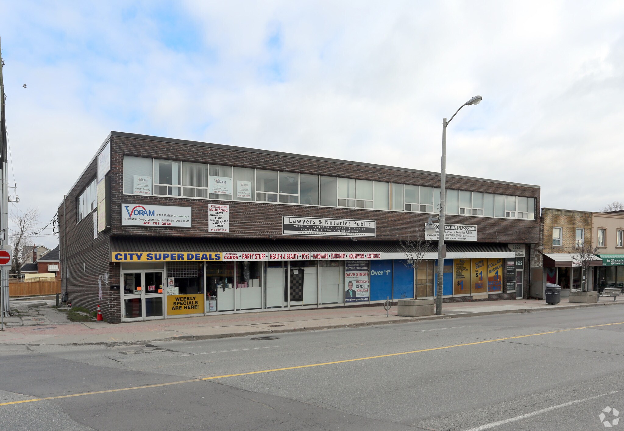 1622 Eglinton Ave, Toronto, ON for Rent