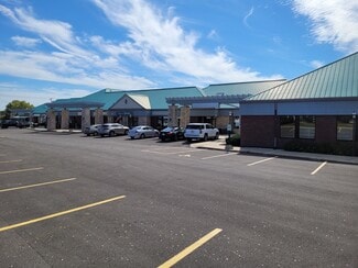 Pewaukee, WI Retail - 2301-2359 Silvernail Rd