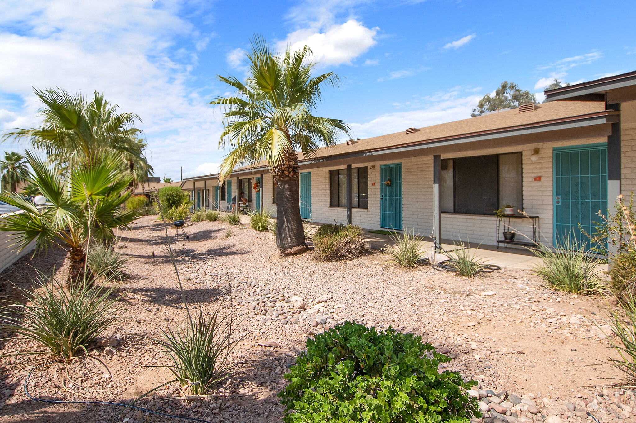 2011 N 51st St, Phoenix, AZ for Sale