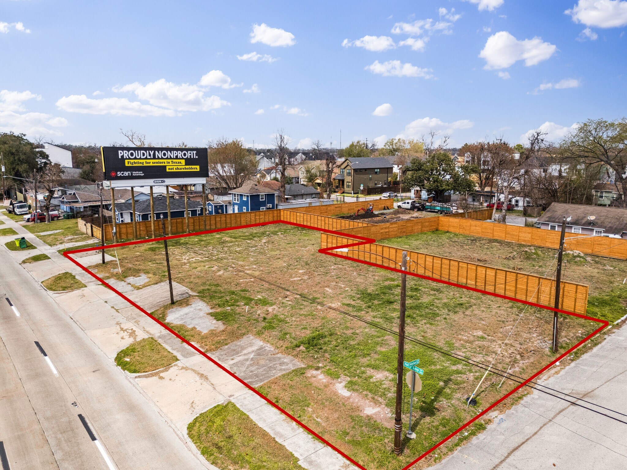 1025 North Loop, Houston, TX for Sale