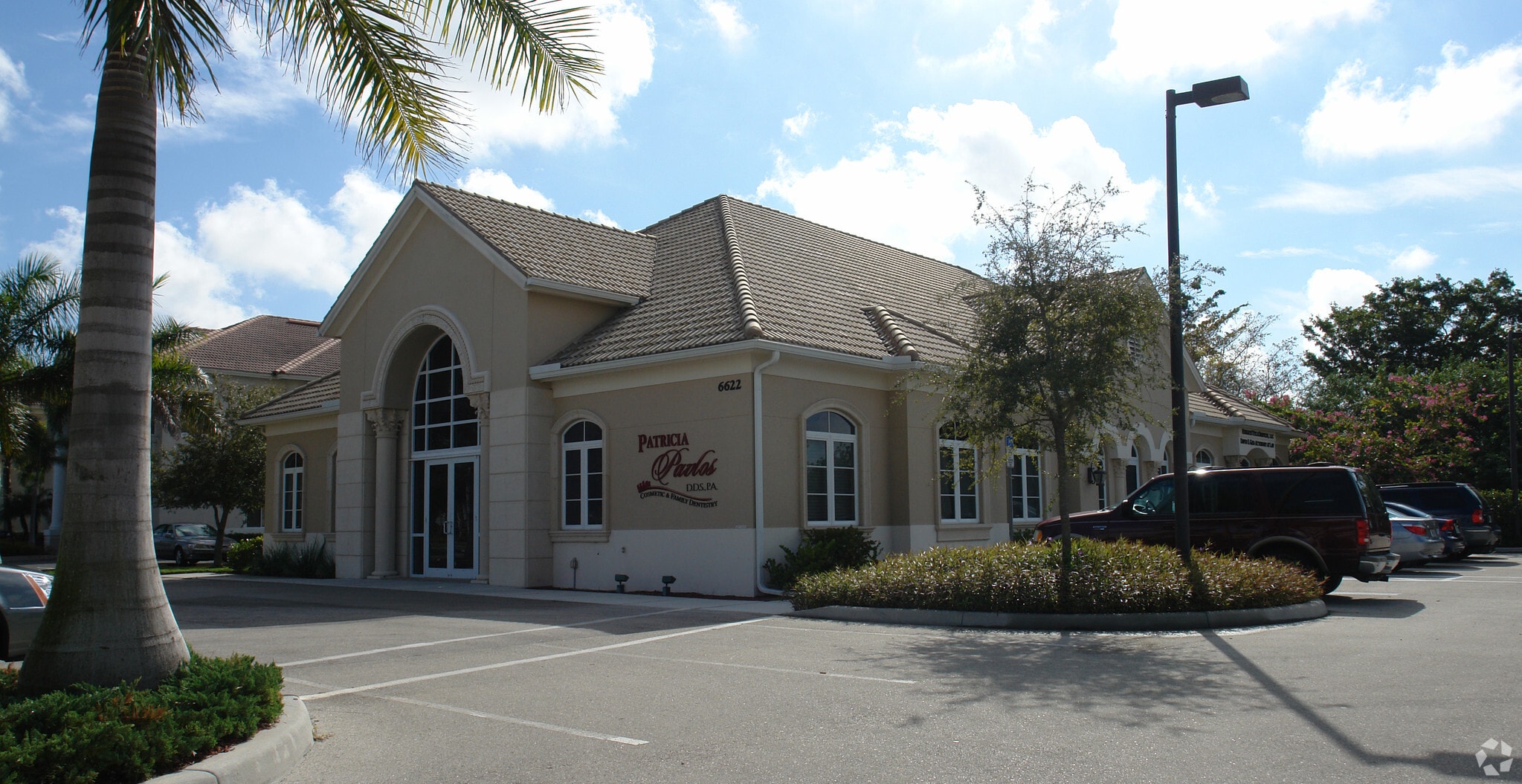 6622 Willow Park Dr, Naples, FL for Rent
