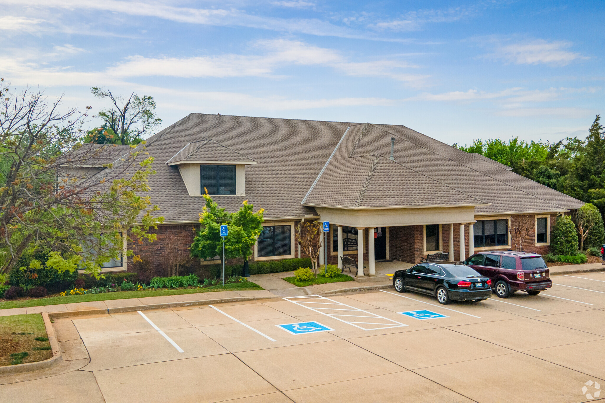 3855 S Boulevard St, Edmond, OK for Rent