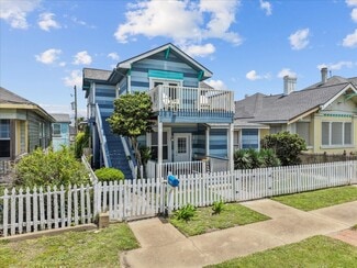 Galveston, TX Apartments - 1310 Avenue N 1/2