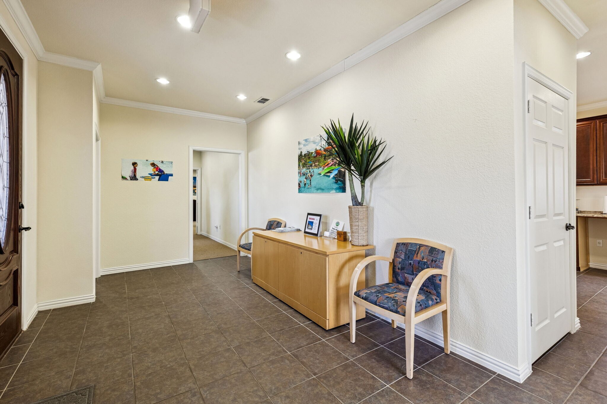 6636 N Riverside Dr, Fort Worth, TX for Rent