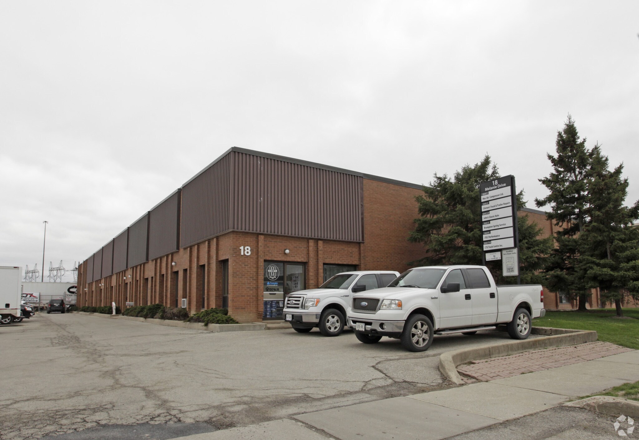 18 Melanie Dr, Brampton, ON for Rent