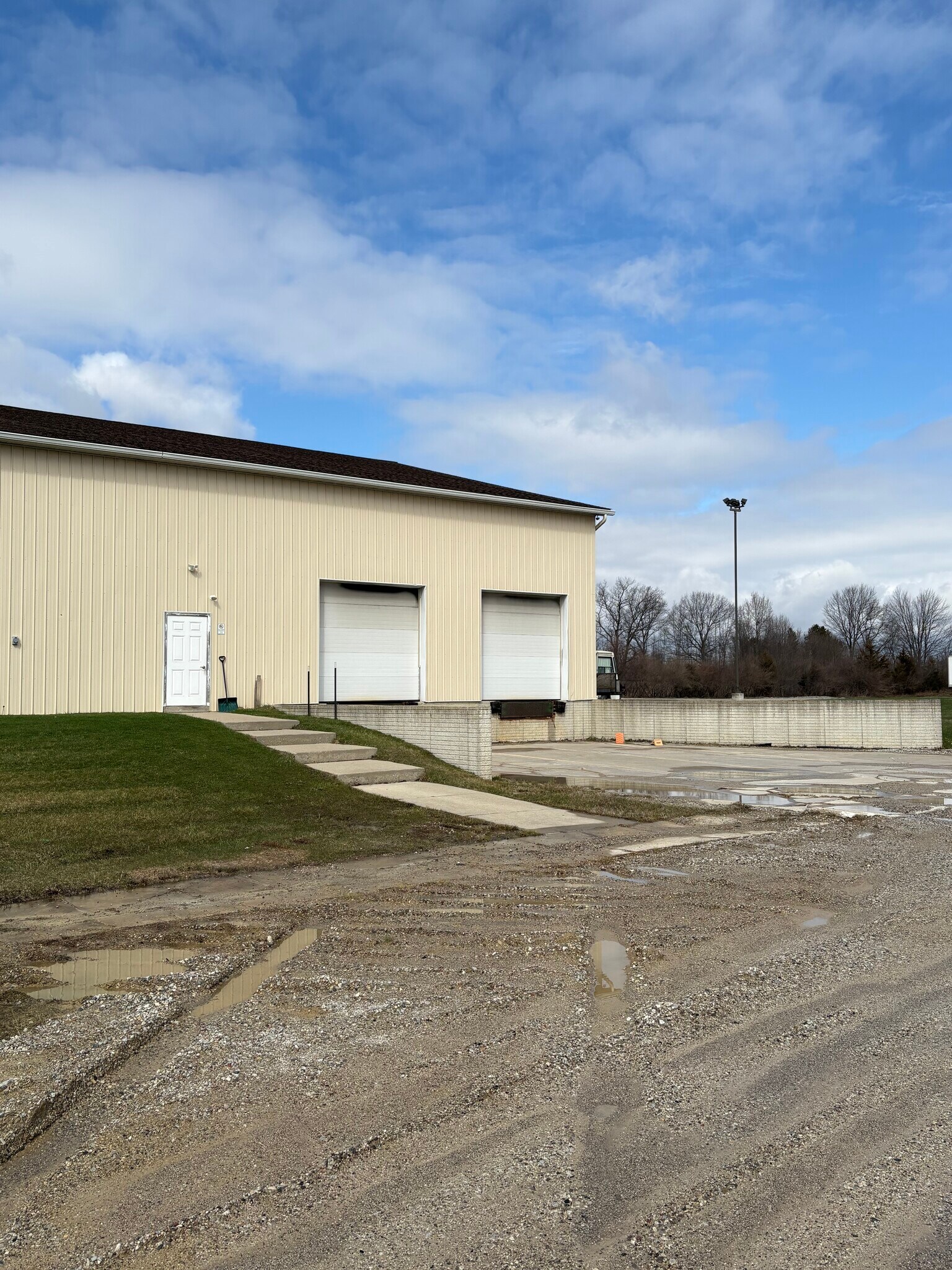 5540 Ramscot Dr, Lapeer, MI for Rent