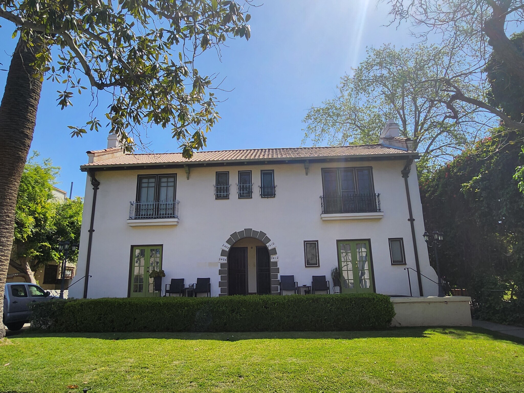 2406 3rd Ave, Los Angeles, CA for Sale