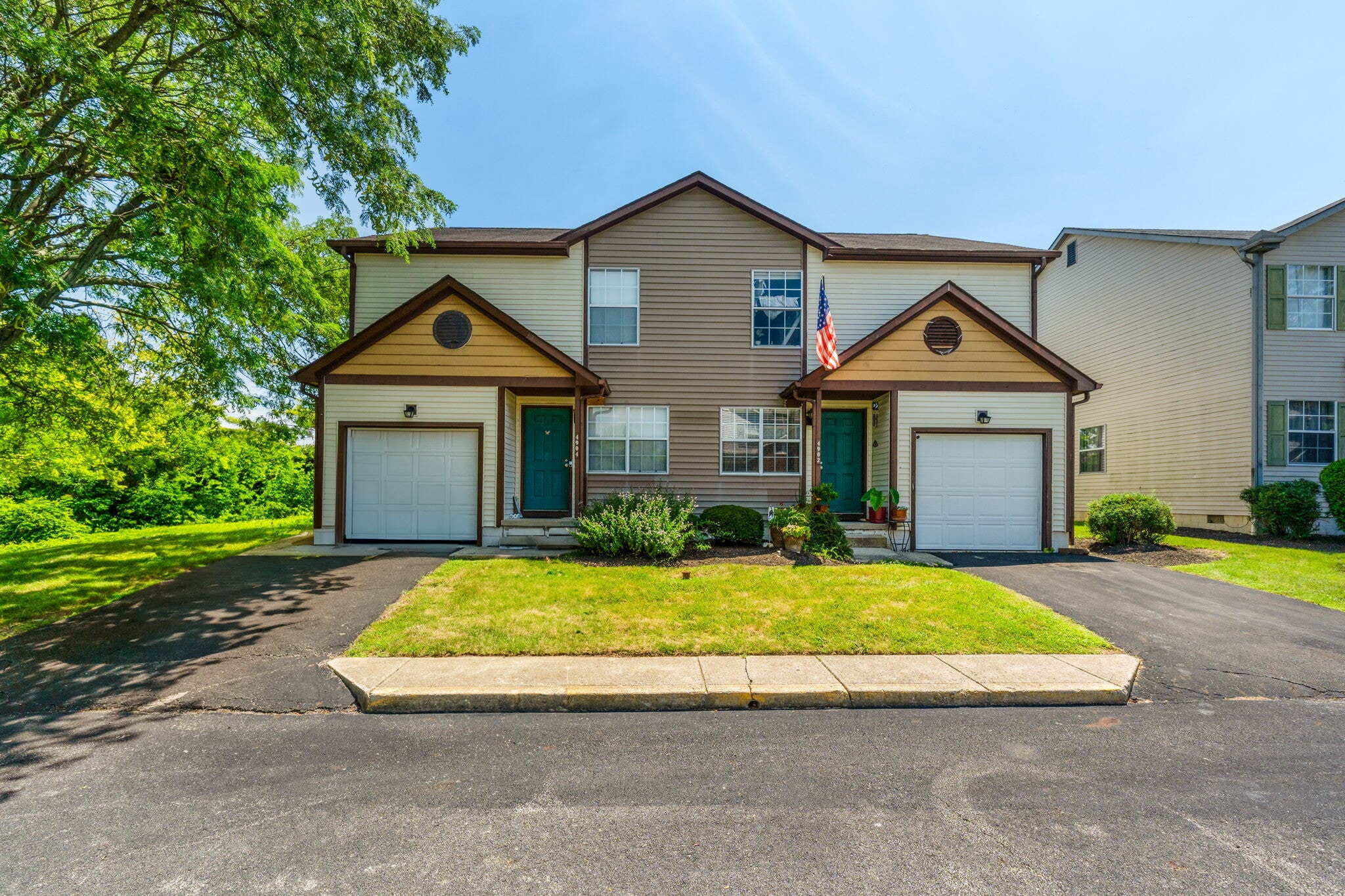 4890 Princess Diana Ct, Hilliard, OH for Sale