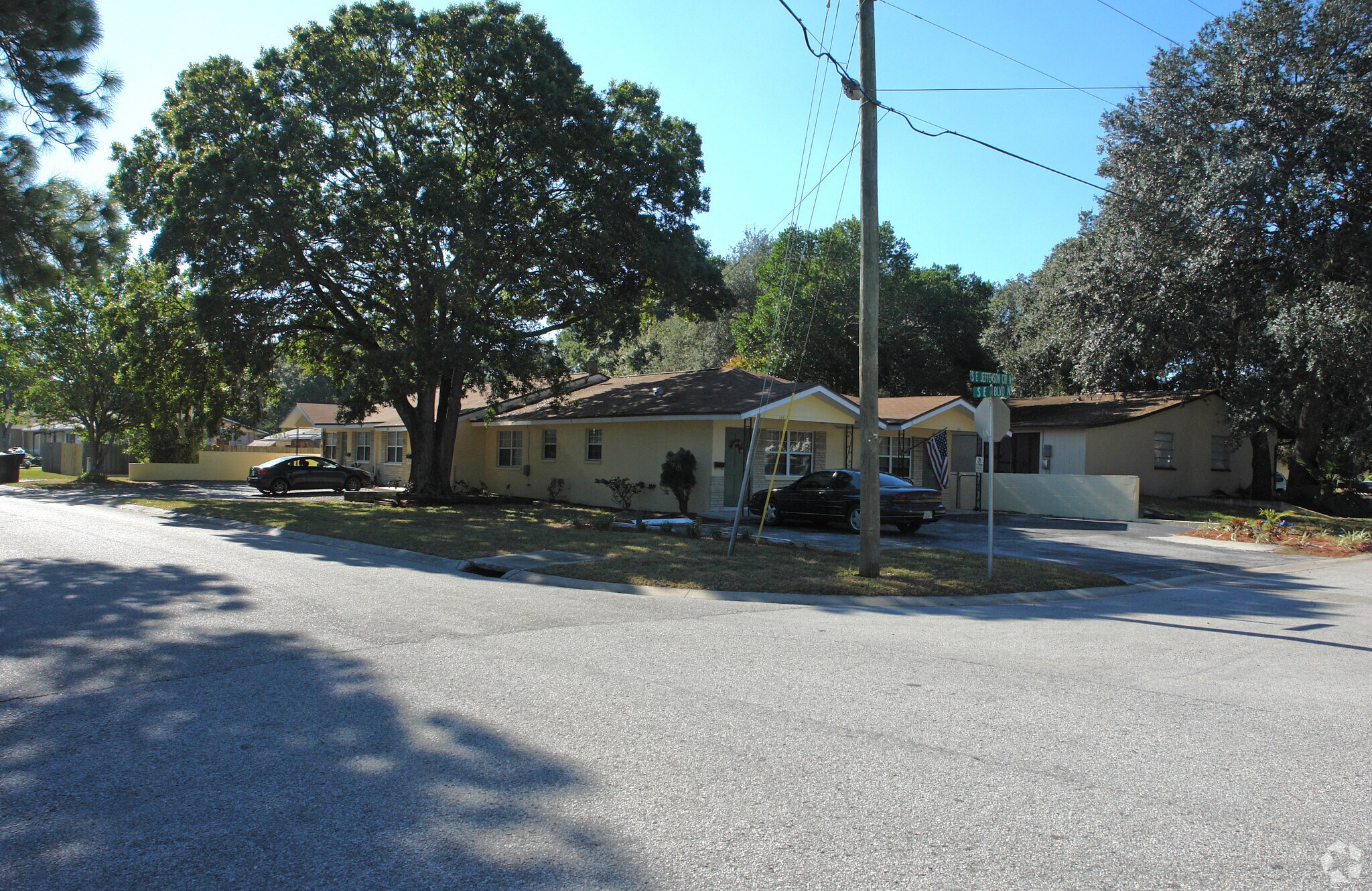 139 SE Jefferson Cir N, Saint Petersburg, FL for Sale
