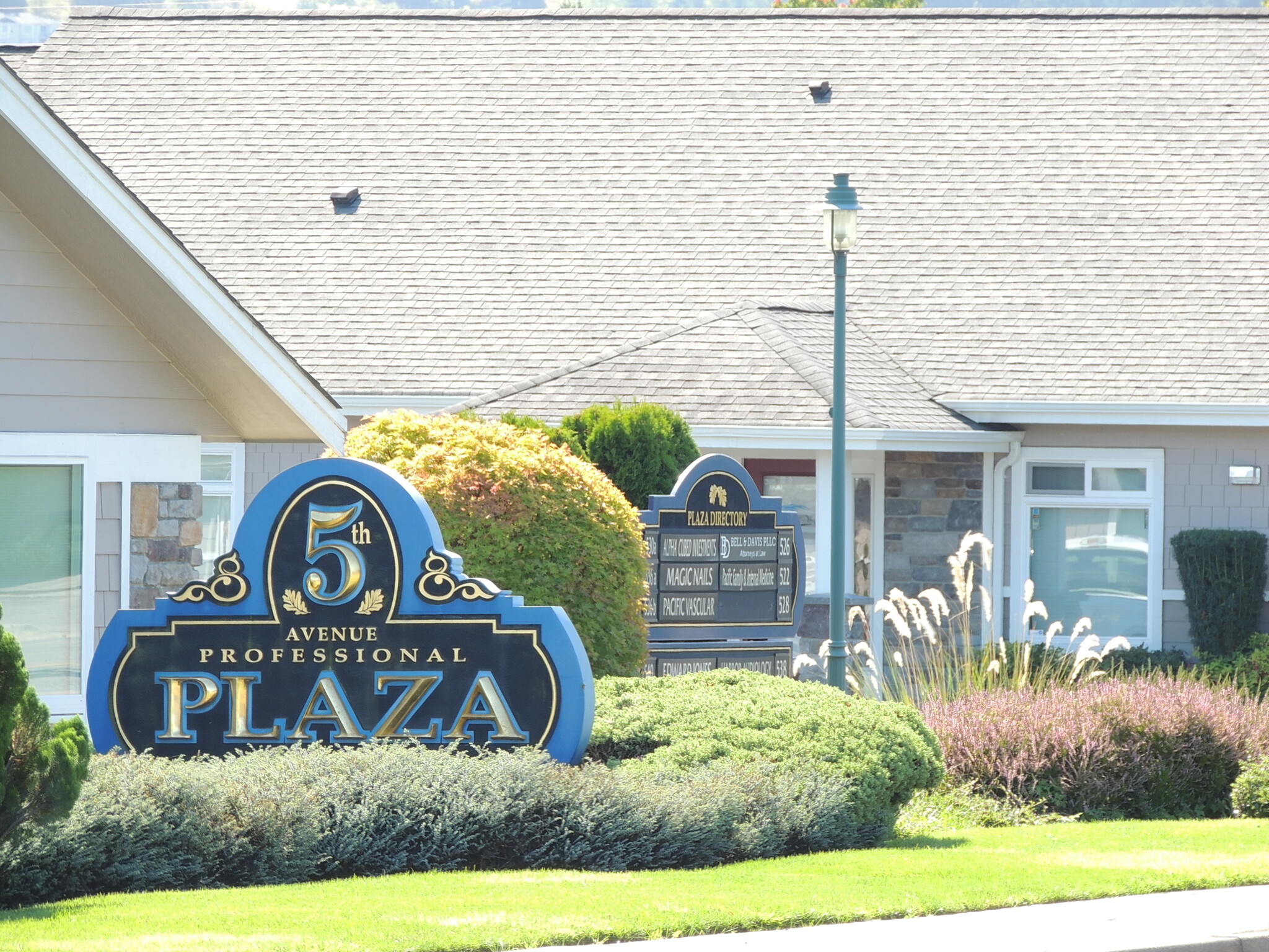 520-526 N 5th Ave, Sequim, WA for Rent