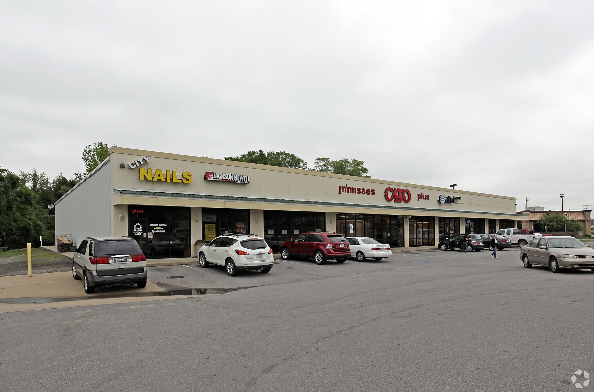 100 Walmart Dr, Morrilton, AR for Rent
