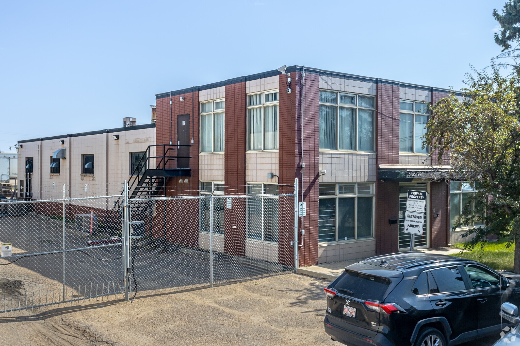 5705 99 St NW, Edmonton, AB for Sale