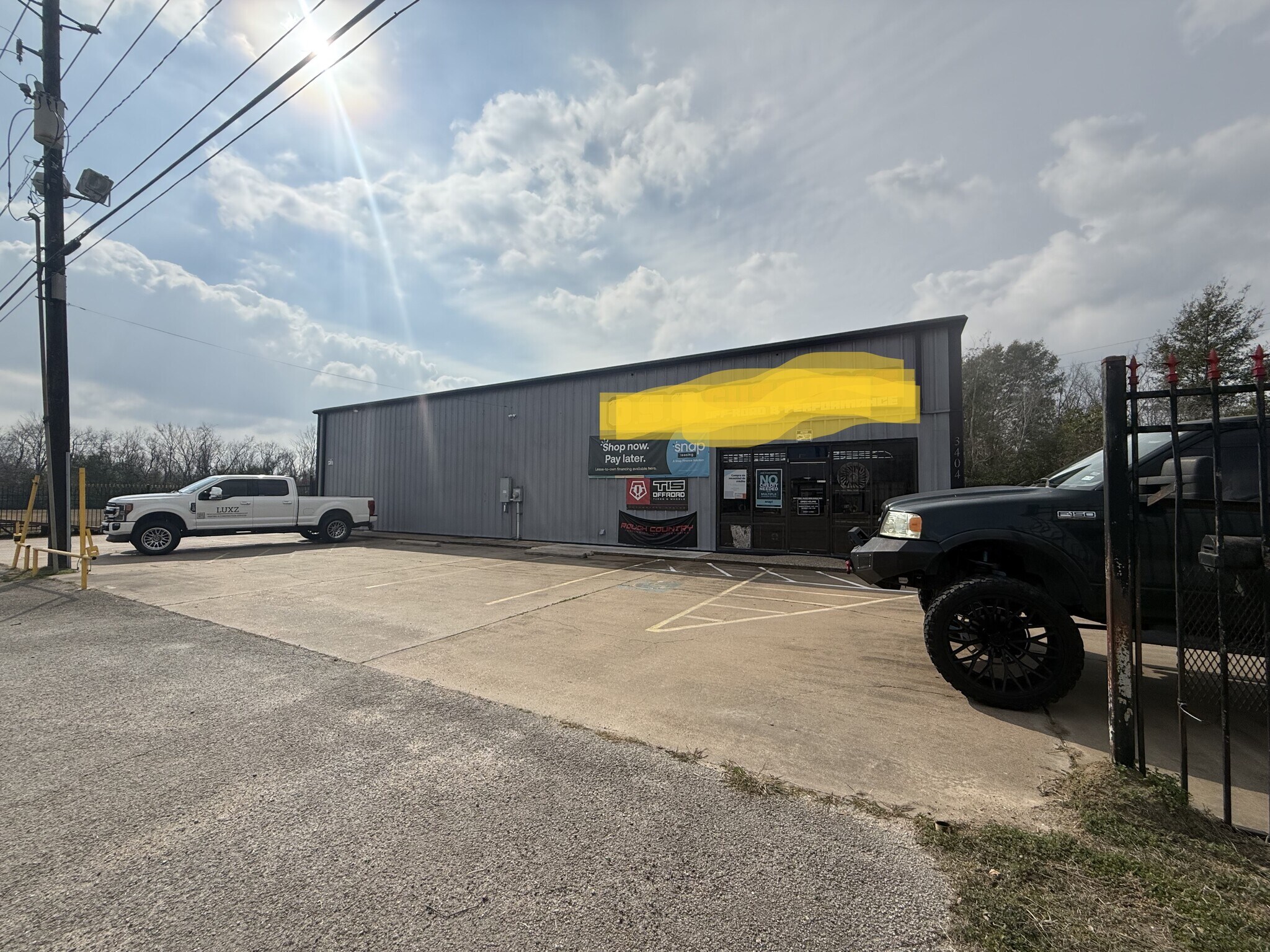 3404 S Main St, Pearland, TX for Sale