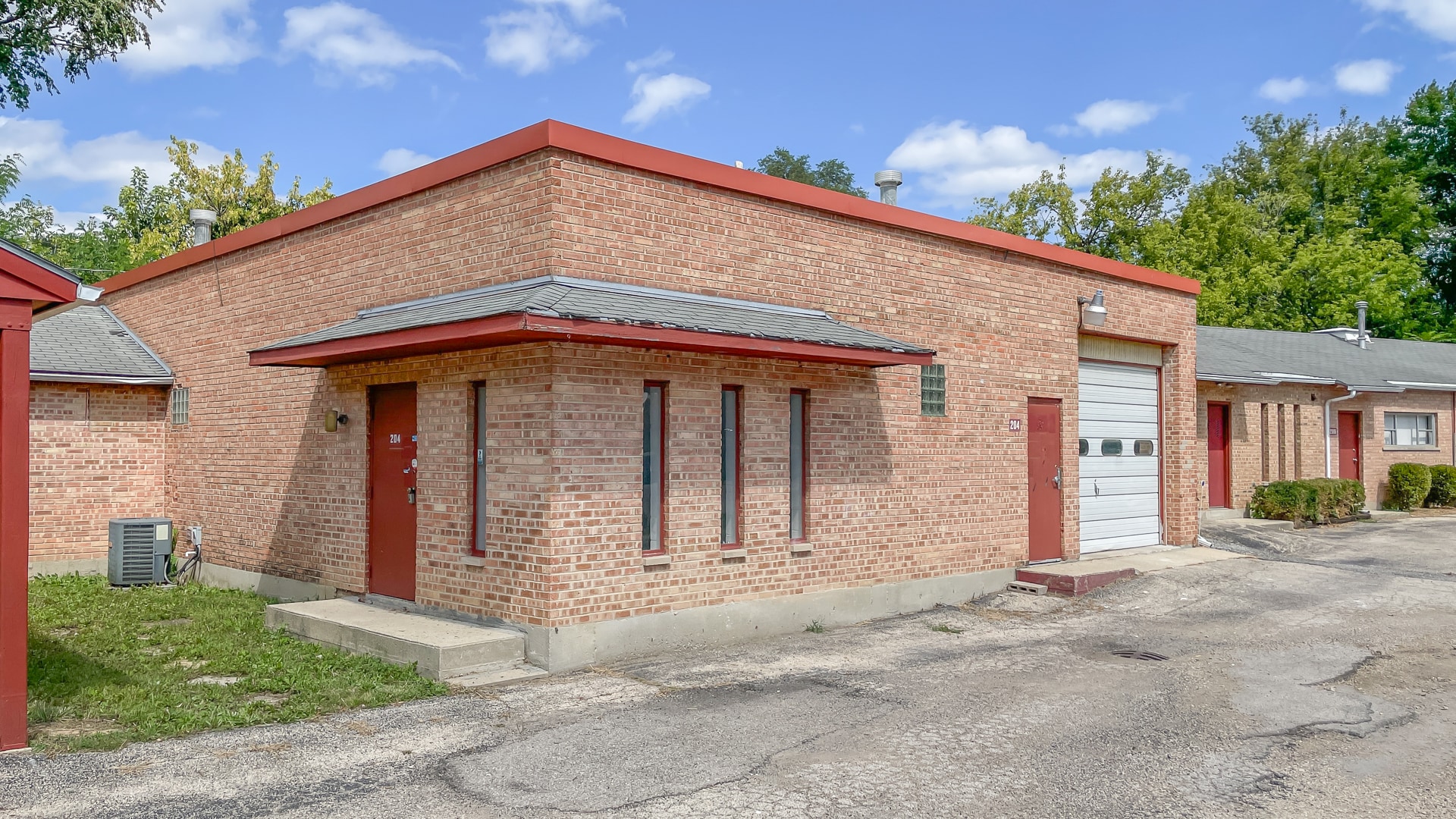 200 S 13th Ave, St Charles, IL for Rent