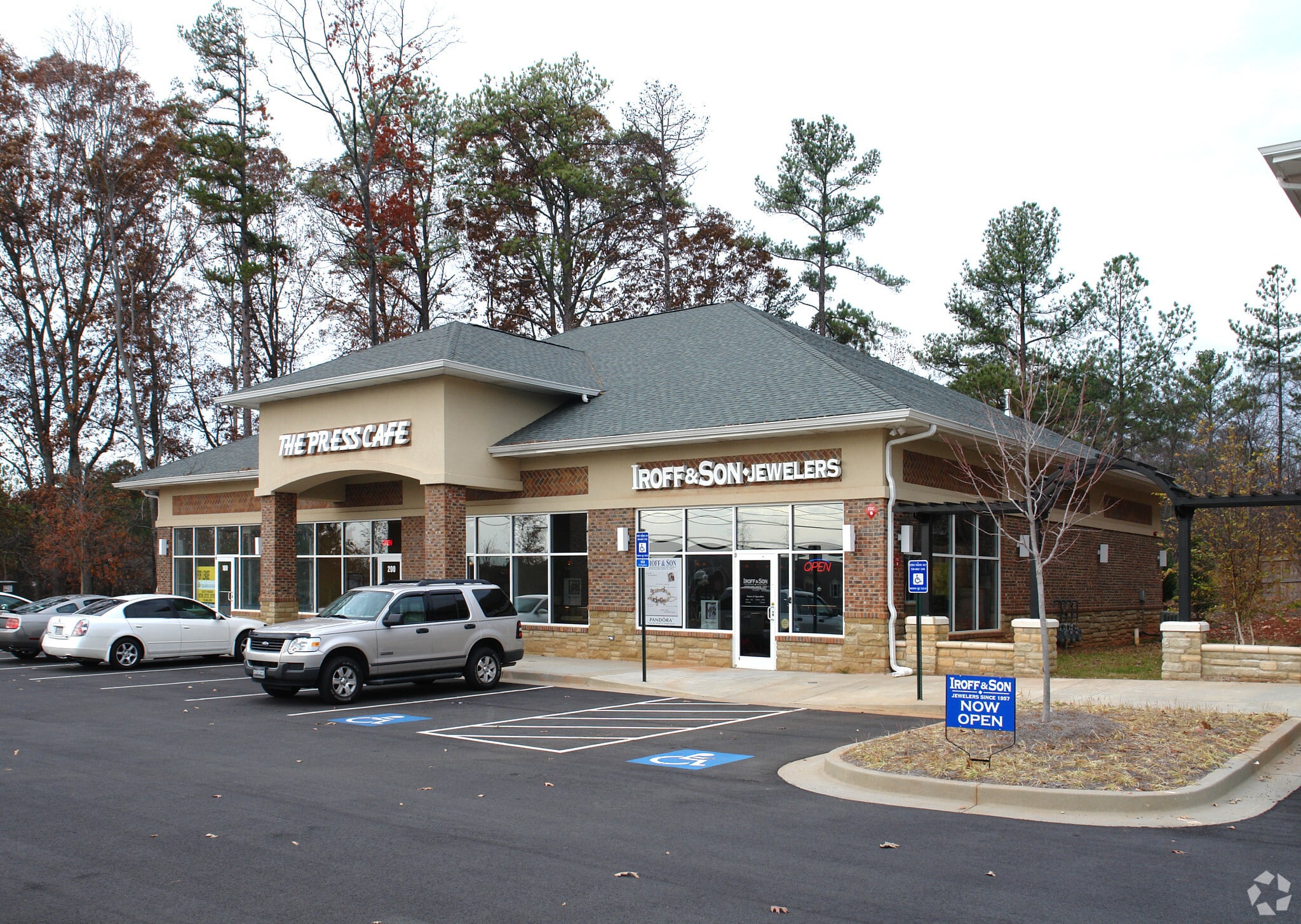 3960 Old Milton Pky, Alpharetta, GA for Rent