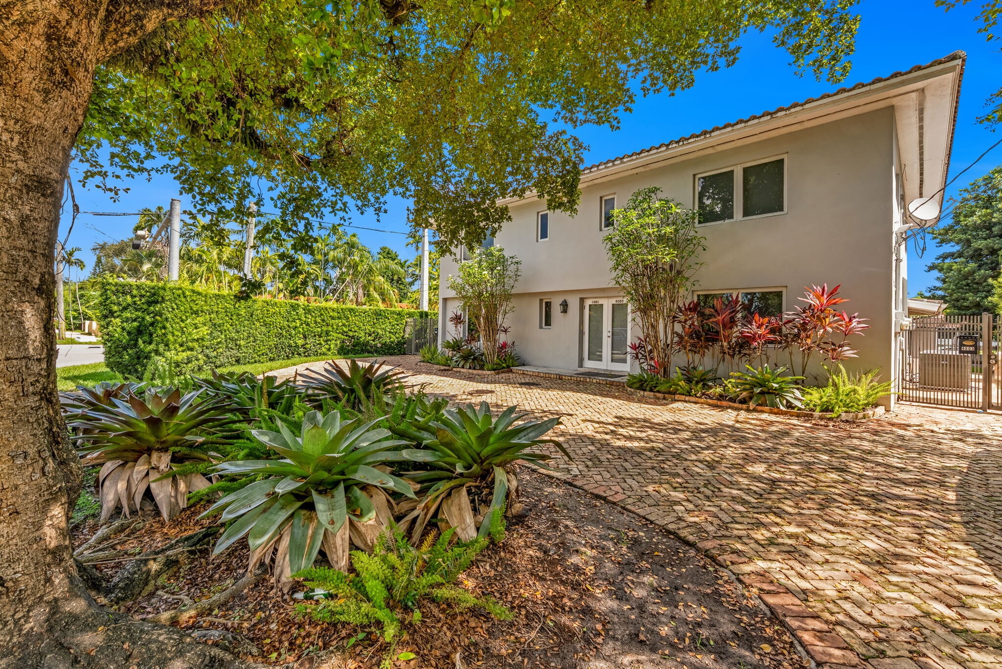 4801 University Dr, Coral Gables, FL for Sale