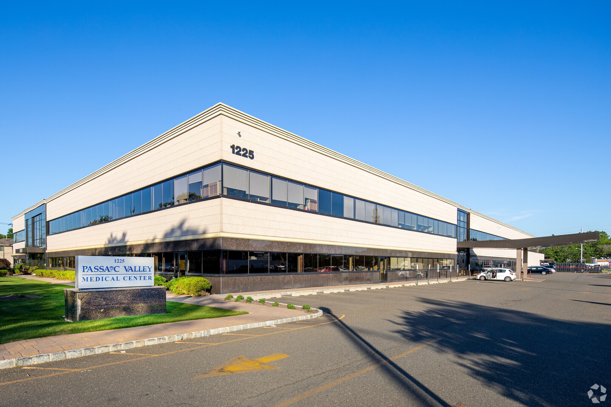 1225 McBride Ave, Woodland Park, NJ for Rent