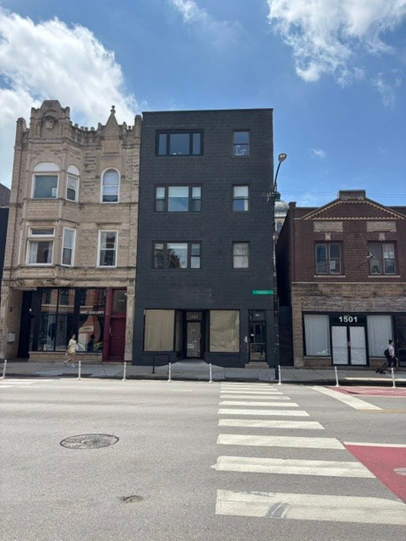 1465 W Chicago Ave, Chicago, IL for Rent