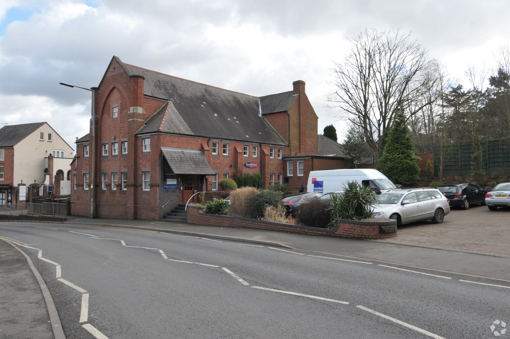 Stourbridge Rd, Halesowen, WMD for Rent