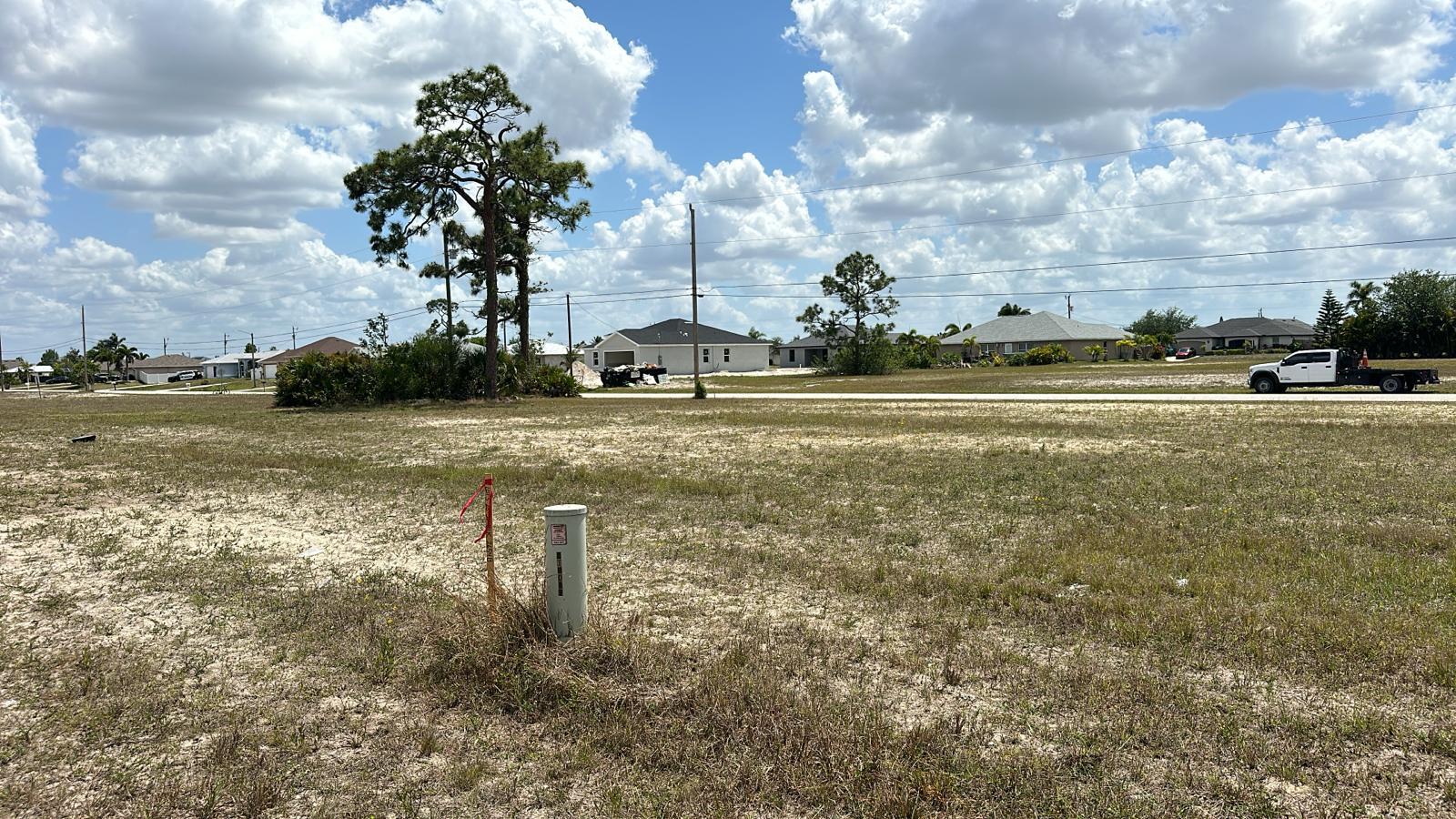 537 NW 15th Terrace Ter, Cape Coral, FL for Sale