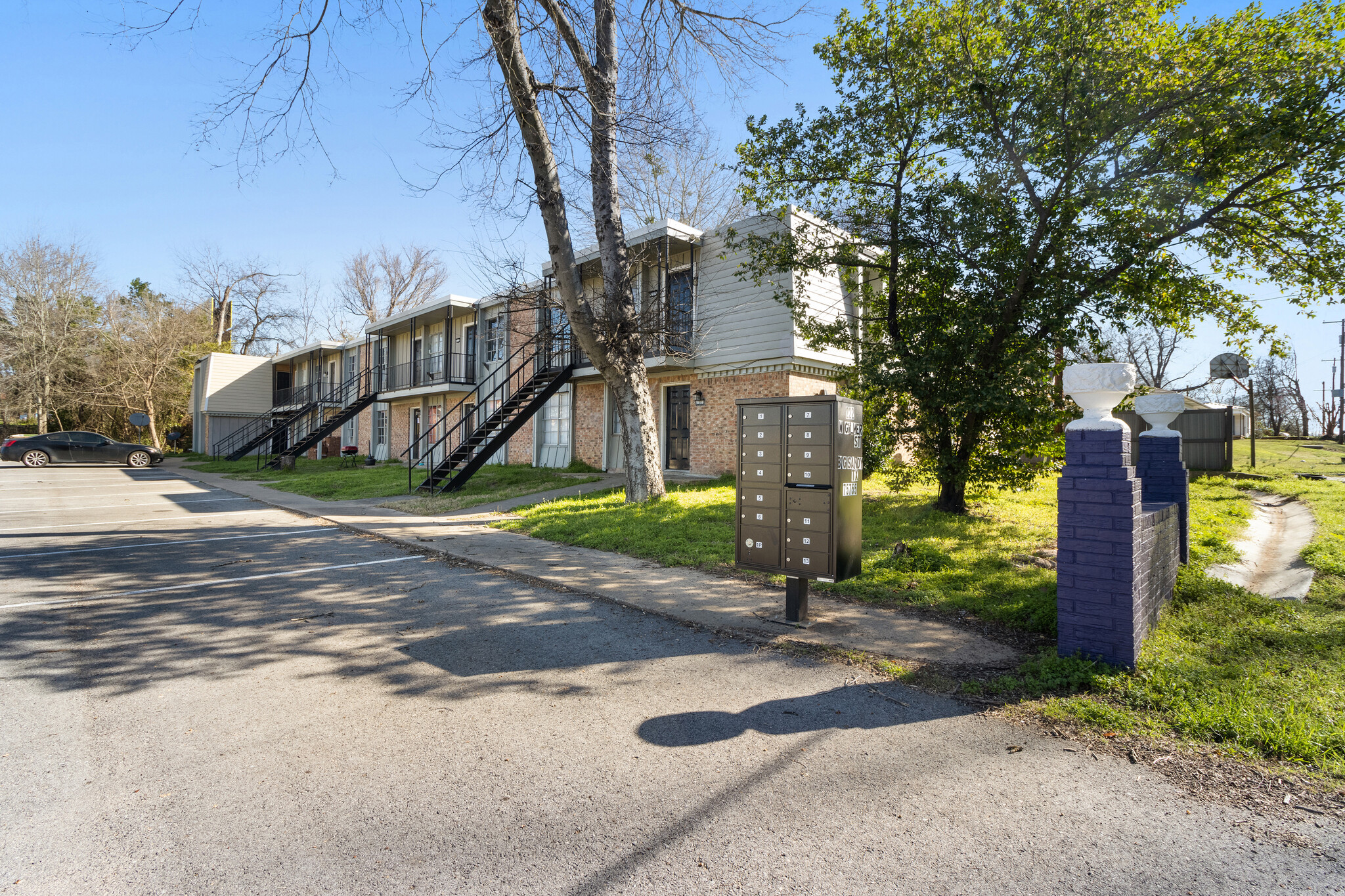 222 W Gilmer St, Big Sandy, TX for Sale