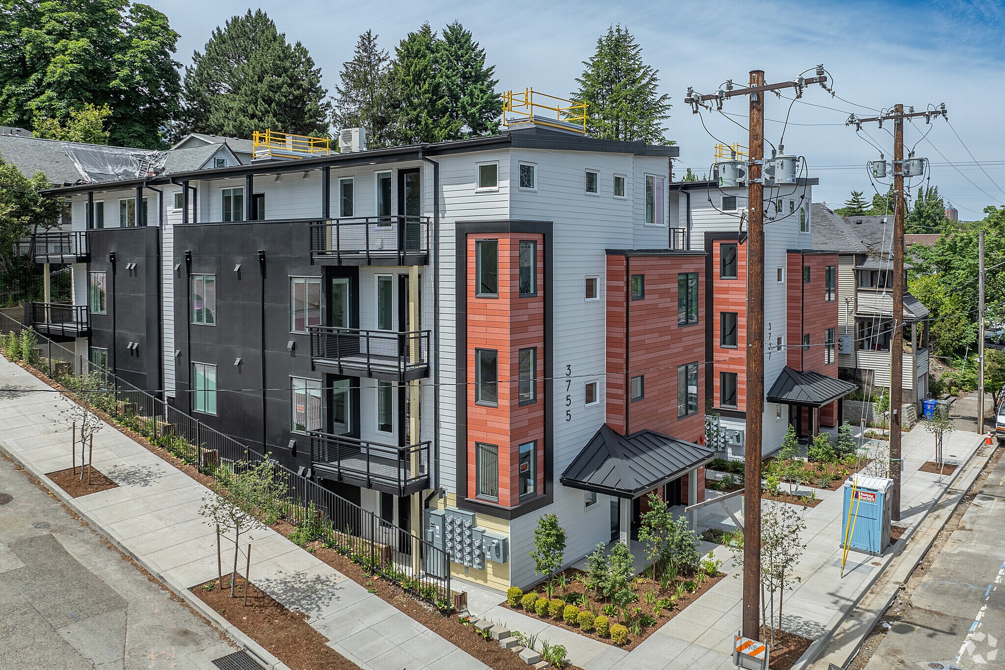 3727-3755 S Hood Ave, Portland, OR for Sale