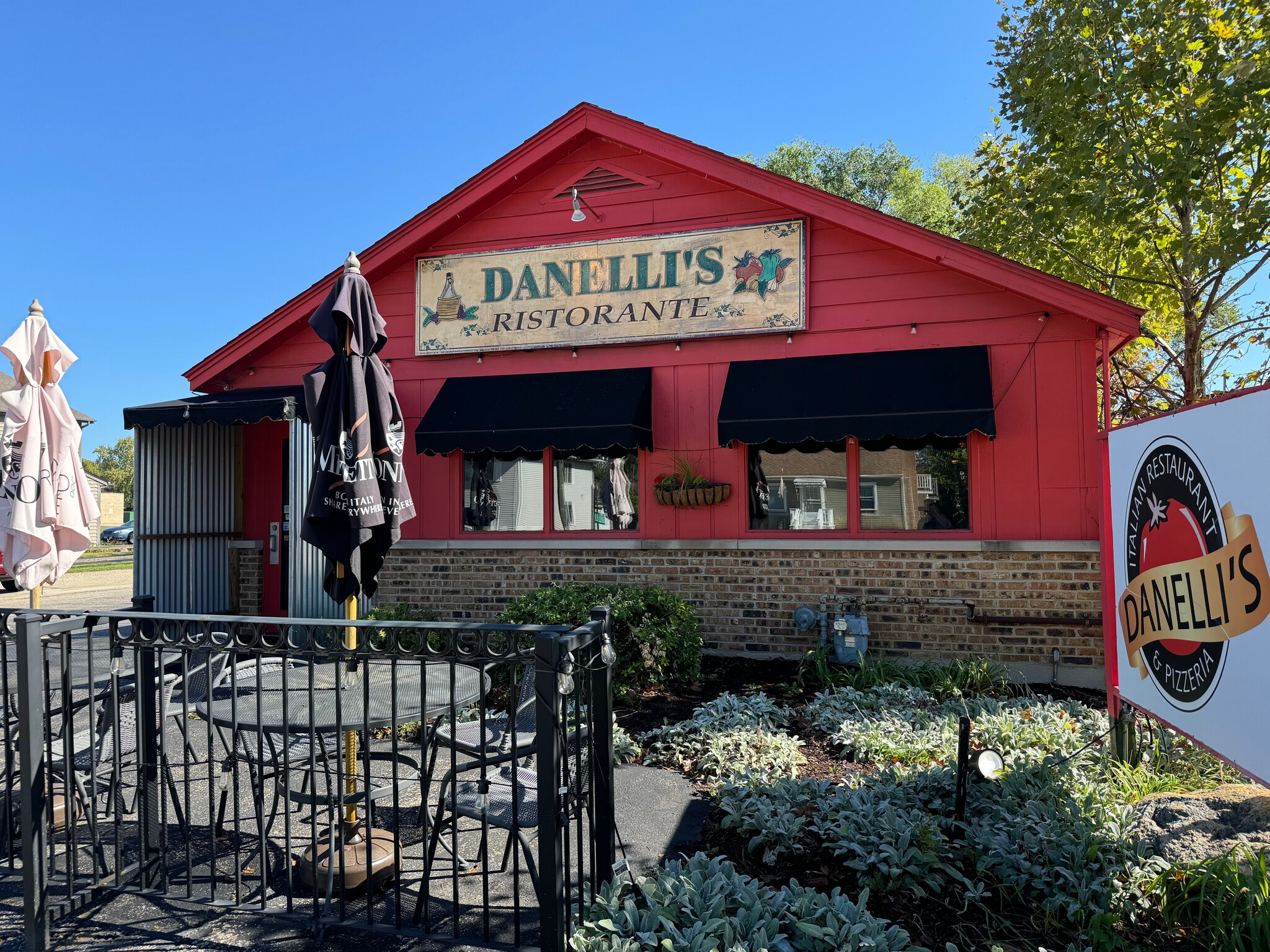 228 E Washington St, Oswego, IL for Rent