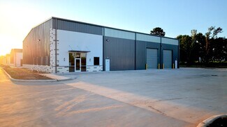 Tomball, TX Warehouse - 1523 S Persimmon St